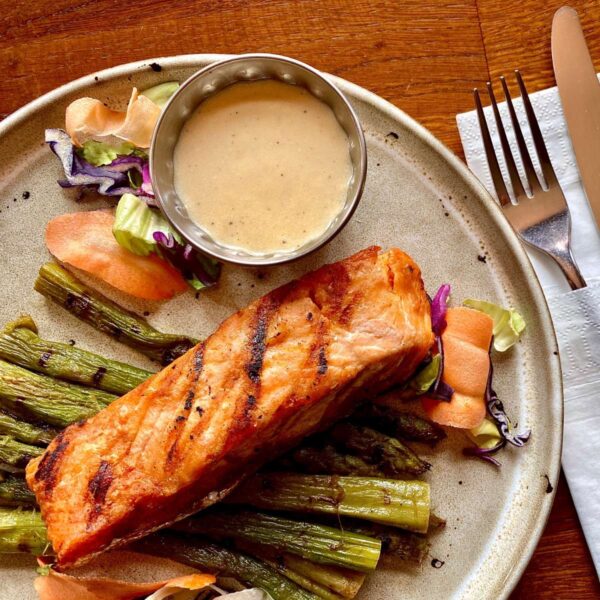 SOMON LA GRILL CU SOS DE GREPH SI SPARANGHEL LA TIGAIE* 200/150g