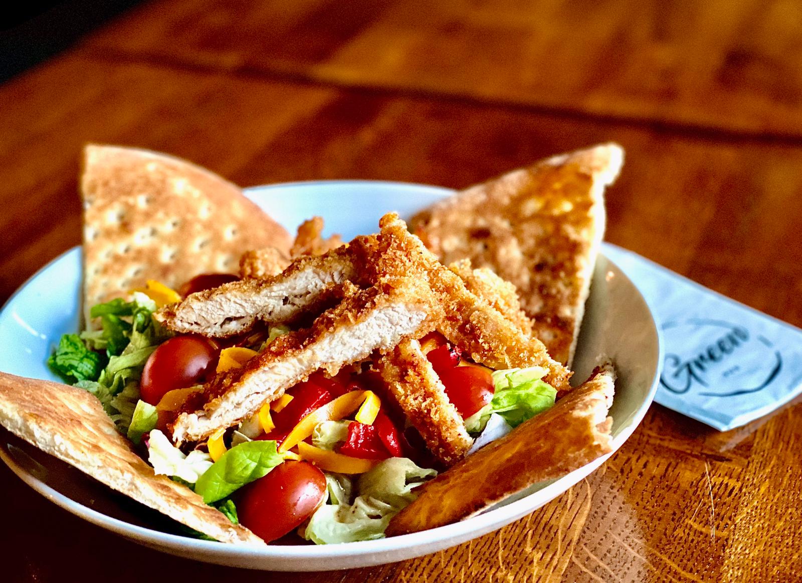 Salata-casei.jpeg