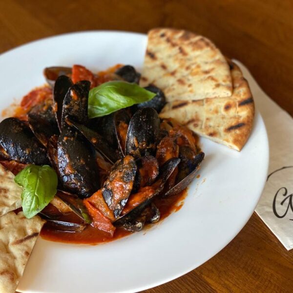 MIDII IN SOS DE ROSII CU BUSUIOC SI CHORIZO * 250g